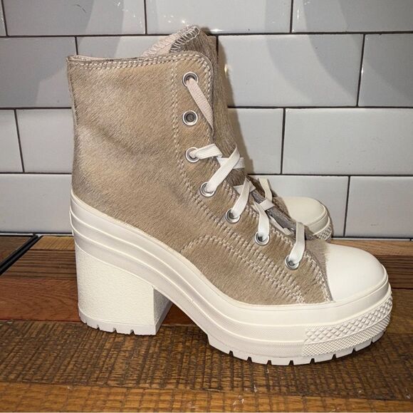 New Women's Converse Chuck 70 De Luxe Heel Platform Sneakers Real Fur A12813C - Picture 2 of 8